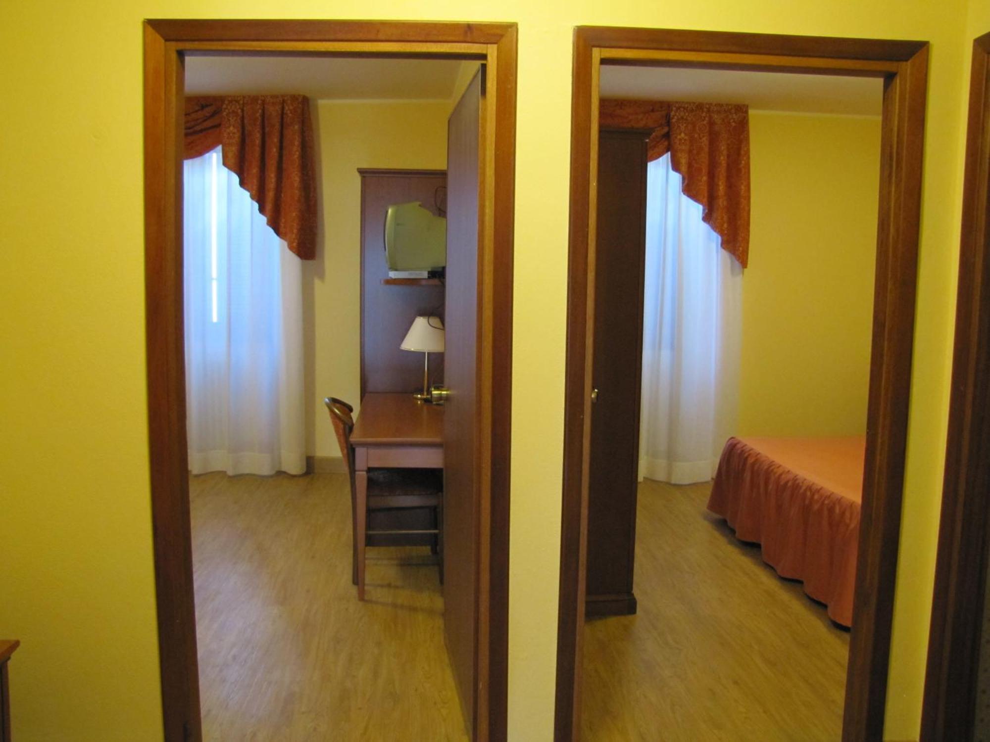 Hotel Ristorante Combolo Teglio Kültér fotó